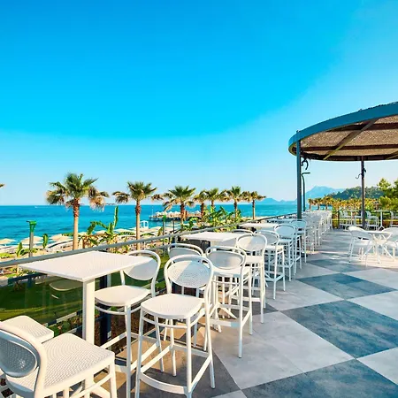Moevenpick Antalya אתר נופש